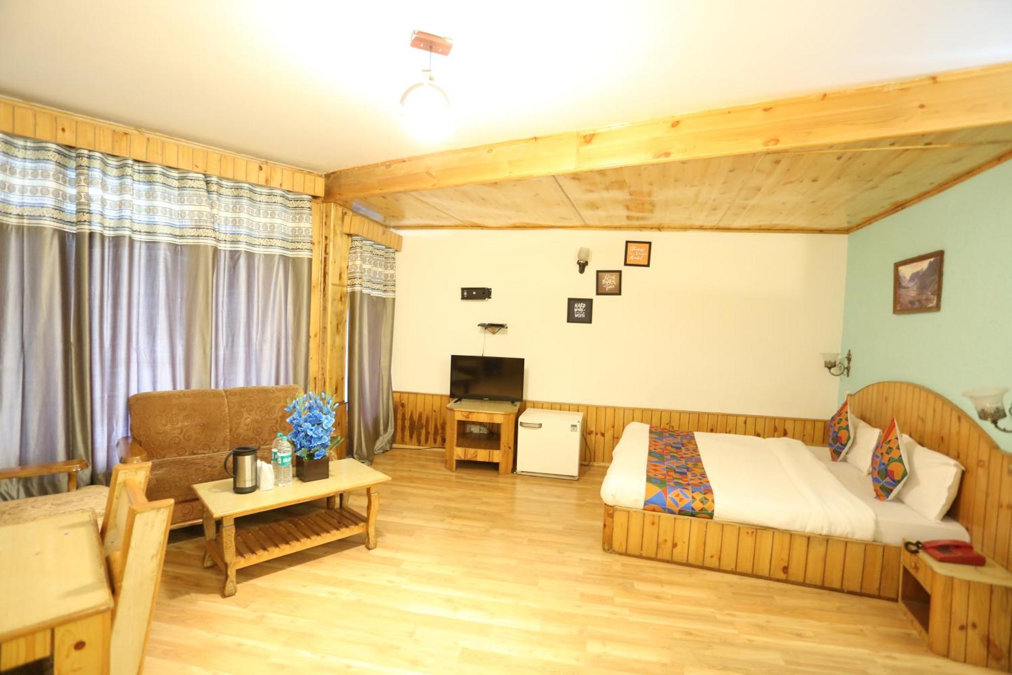 Hotel Surbhi Vashist Eksteriør billede